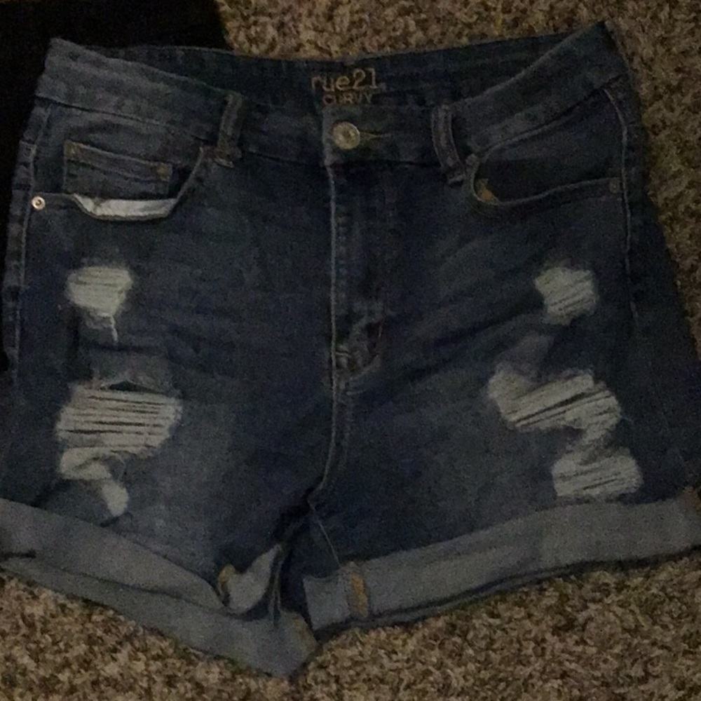 2 pairs of distressed curvy jean shorts (high waisted, medium washed)